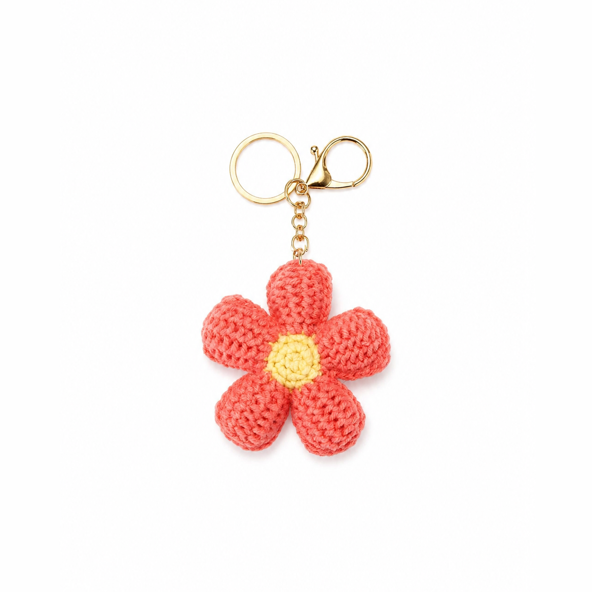 gehaakte bloem sleutelhanger rood, productfoto op witte achtergrond