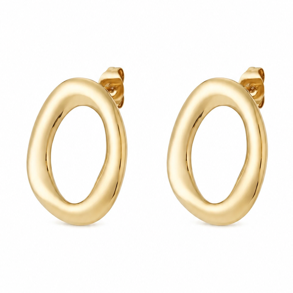Gouden ovale ringen oorbellen van stainless steel, productfoto op witte achtergrond