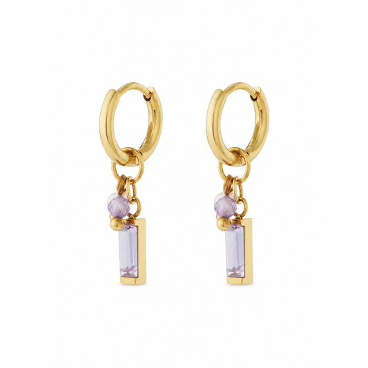 Gouden paarse steen oorbellen van stainless steel, productfoto op witte achtergrond