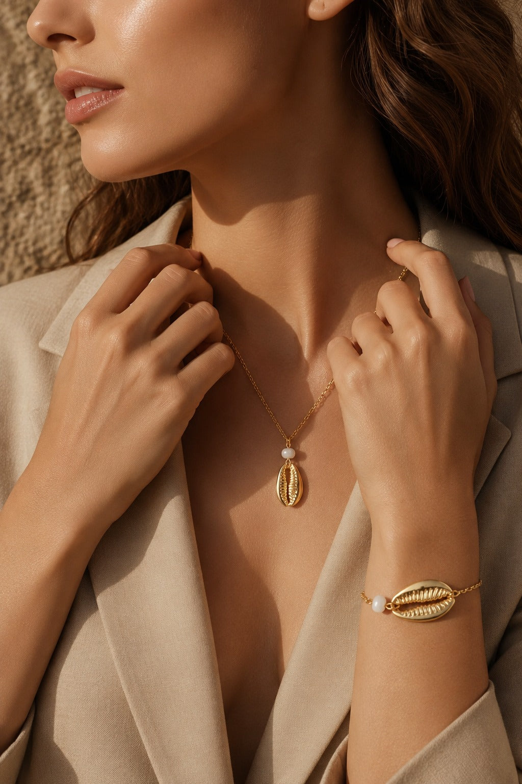 Shining Shell Shell Set Necklace + Bracelet