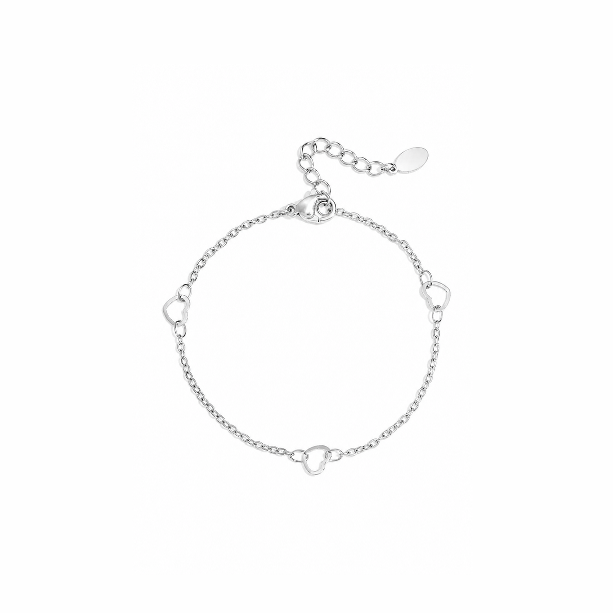Zilveren open hartjes armband van stainless steel, productfoto op witte achtergrond