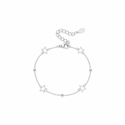 Zilveren sterretjes armband van stainless steel, productfoto op witte achtergrond
