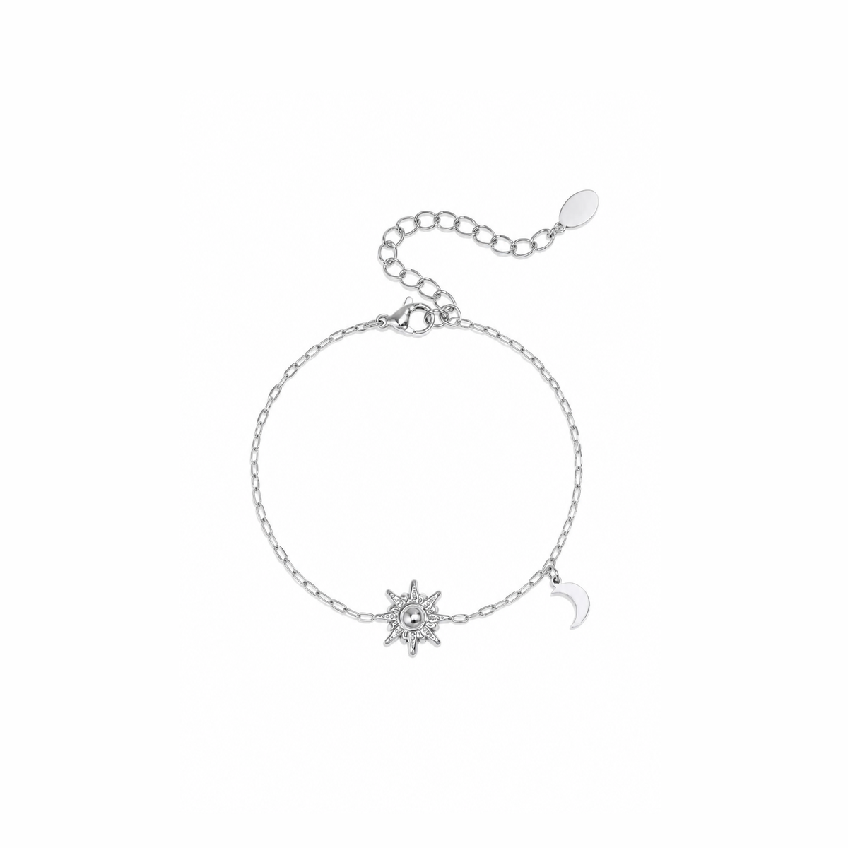 Zilveren zon en maan armband van stainless steel, productfoto op witte achtergrond